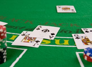 Baccaratin suosio ja historia Baccaratin suosio ja historia